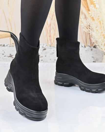 02b2b023a7c403bd424cf4281bf83c55