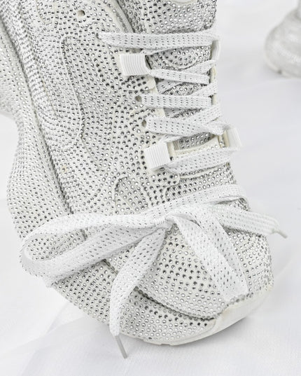 Дамски спортни обувки, изработени от еко-велур кожа, с кристали, D1397, бели
