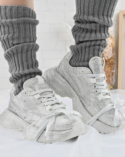 Дамски спортни обувки, изработени от еко-велур кожа, с кристали, D1397, бели