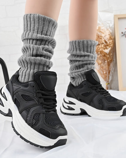 Дамски спортни обувки, с мрежести вложки, D1387, Черни