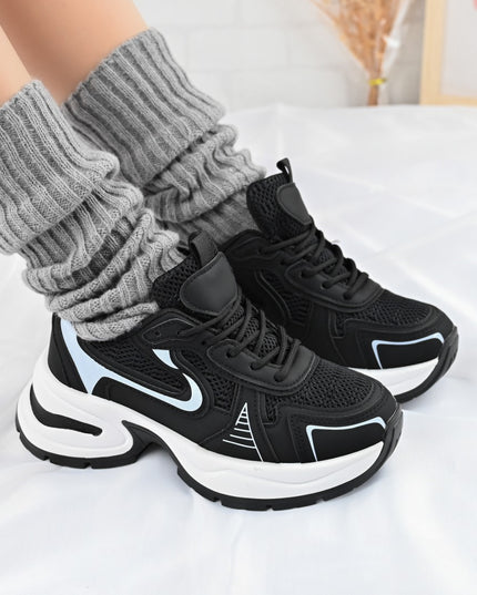 Дамски спортни обувки, с мрежести вложки, D1407, Черни
