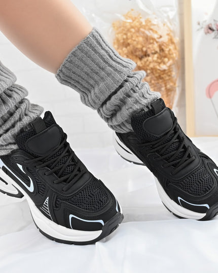 Дамски спортни обувки, с мрежести вложки, D1407, Черни