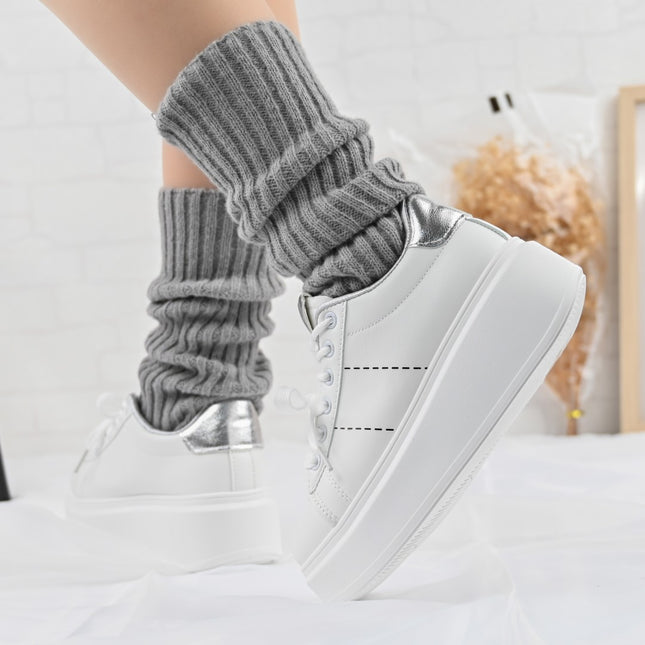 Дамски спортни обувки, изработени от екокожа, D1373, бели със сребристо