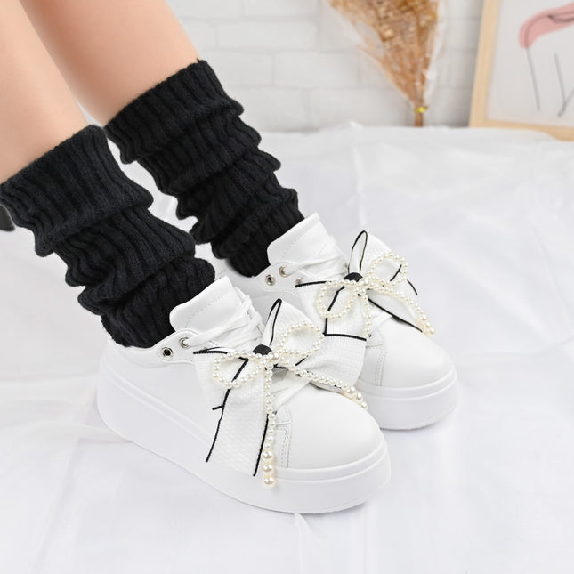 Дамски спортни обувки, изработени от екокожа, с перлена панделка, D1367, бели