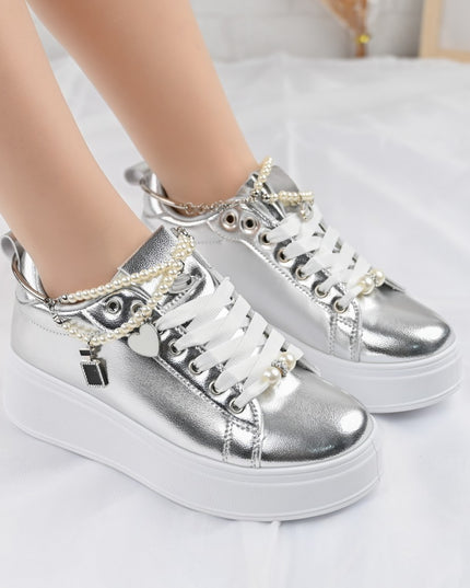 Дамски спортни обувки, изработени от екокожа, с декоративна верижка, D1372, сребрист