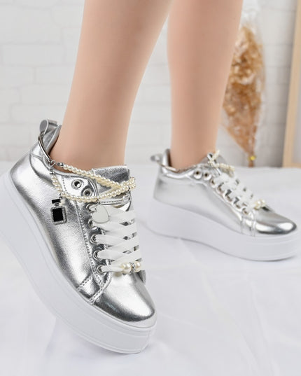 Дамски спортни обувки, изработени от екокожа, с декоративна верижка, D1372, сребрист