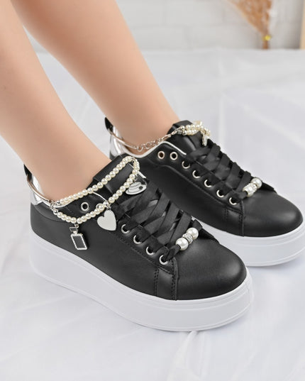 Дамски спортни обувки, изработени от екокожа, с декоративна верижка, D1372, черни