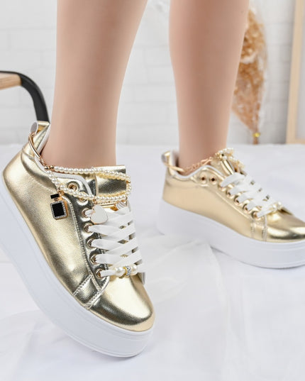 Дамски спортни обувки, изработени от екокожа, с декоративна верижка, D1372, златисти