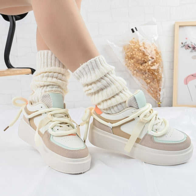 Дамски спортни обувки, D1309, Изработени от екологична кожа, Бежови