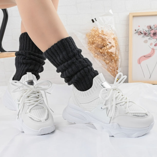 Дамски спортни обувки, изработени от текстил, 1246, бели