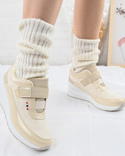 Дамски спортни обувки, Изработени от еко кожа, С платформа подметка, D1331, Бежов