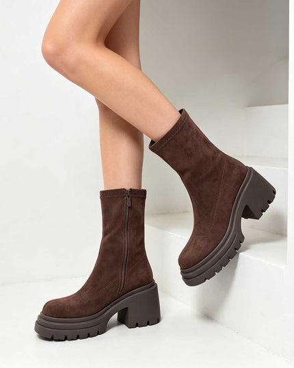 Ghete de dama,Din piele ecologica cu interior imblanit,GD1126,Maro
