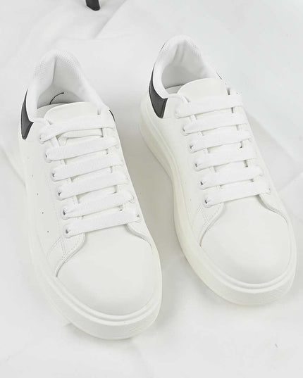 73738ce6c7a8644bb3efc11439685eef