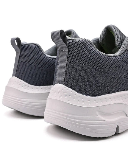 Pantofi sport de barbati usori, din material textil, B4017 - Gri