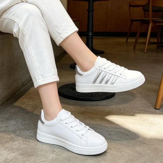Pantofi sport de dama,D1310,Din piele ecologica,Alb cu Argintiu OEM